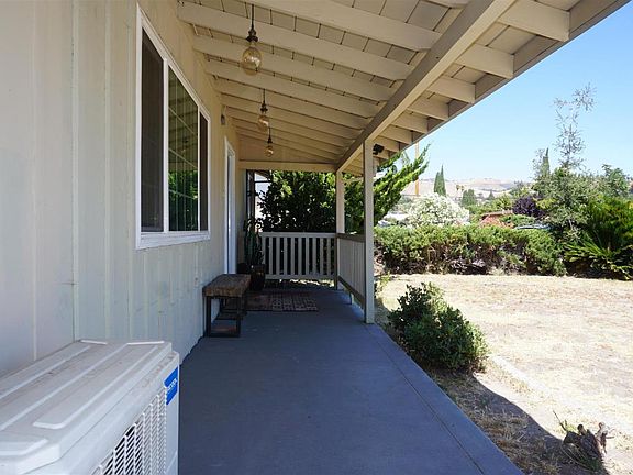 4th image of 14297 Buckner Dr