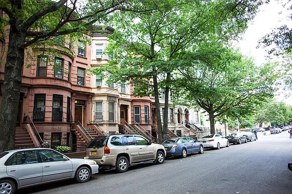 Rented by Brooklyn Group | media 9