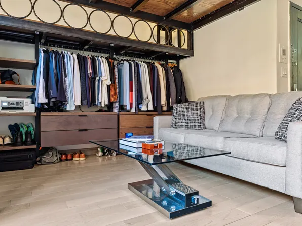 10 Charles Street image 18 of 25