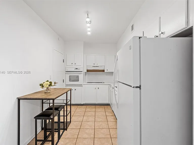 90 Edgewater Dr #1216 — Photo 15