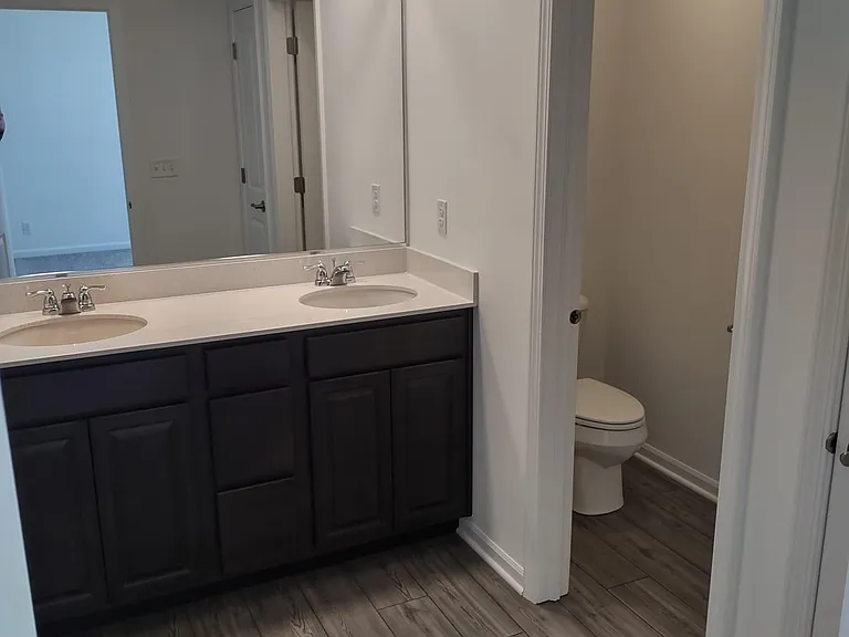 1039 Atterberg Rd — Photo 6