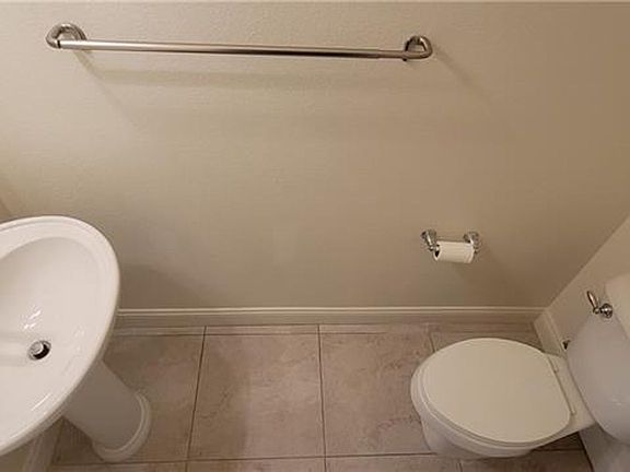 5th image of 5862 W Haleh Ave