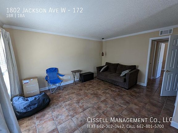 2nd image of 1802 Jackson Ave W APT 172