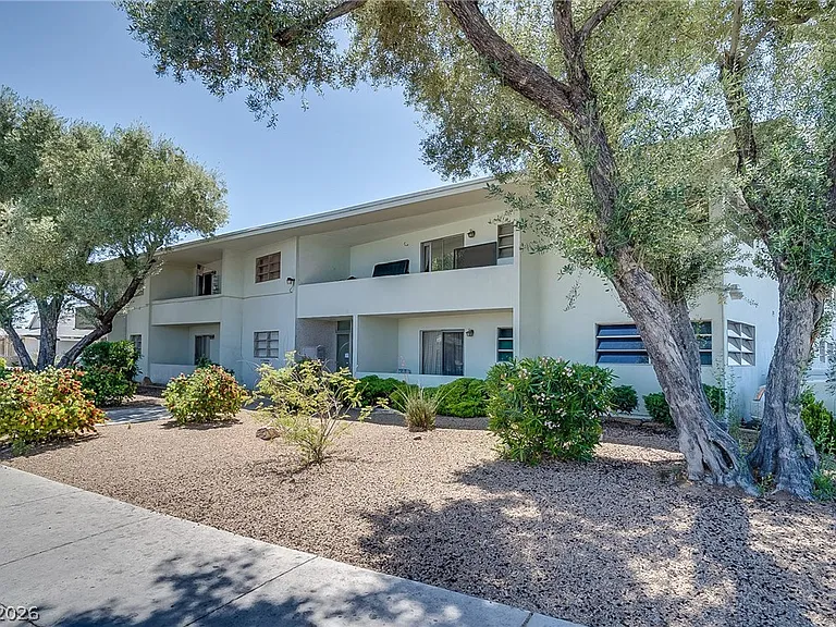 1700 Rexford Dr #209 — Photo 1