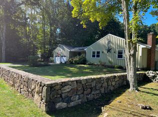 888 Little Meadow Rd, Guilford, CT 06437