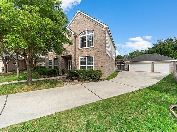 5th image of 20803 Cottage Cove Ln