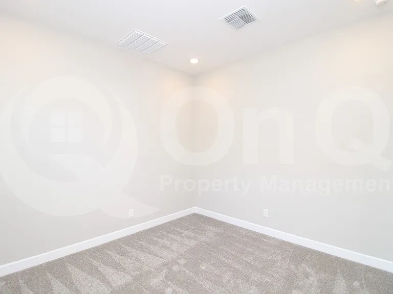 44626 N 44th Ave — Photo 8
