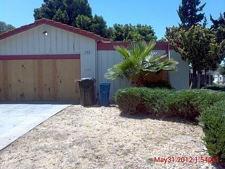 2nd image of 3299 Madrone St