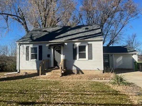 380 Fond Du Lac St, Waupun, WI 53963