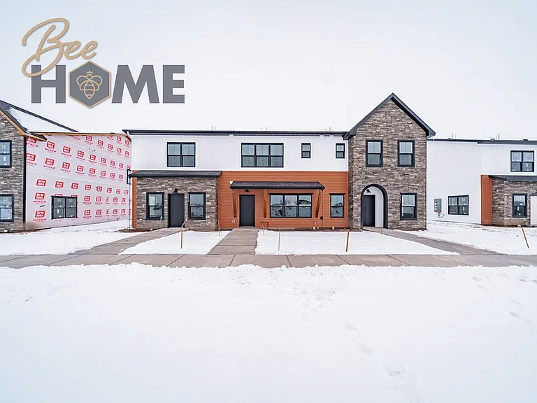5111 Beach Drive