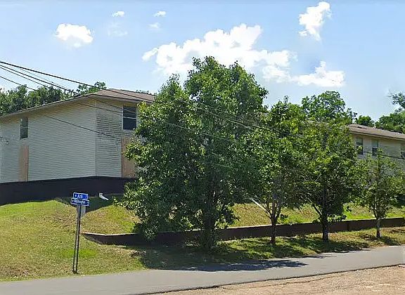 4th image of 1120 Washington St #4665