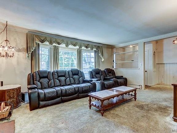 3rd image of 248 New Hyde Park Rd
