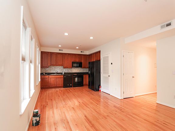 Living room/Kitchen