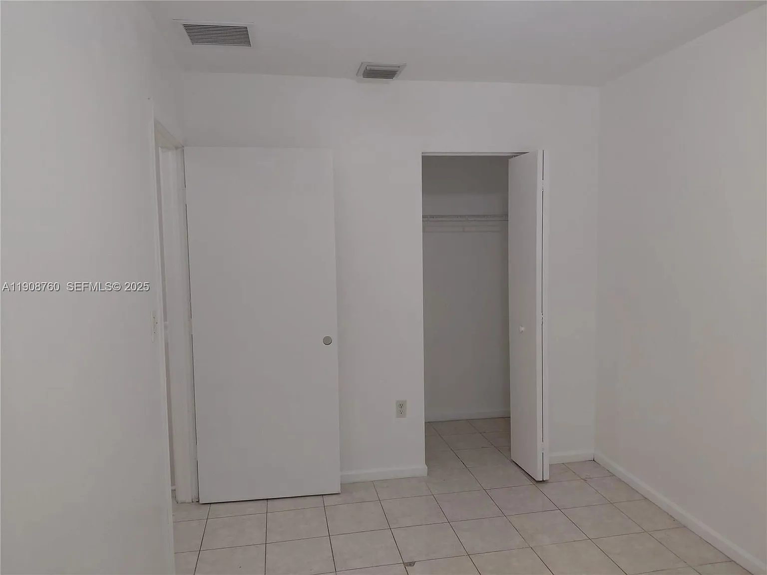 4 bed, 2.0 bath, $2,650 — Photo 4