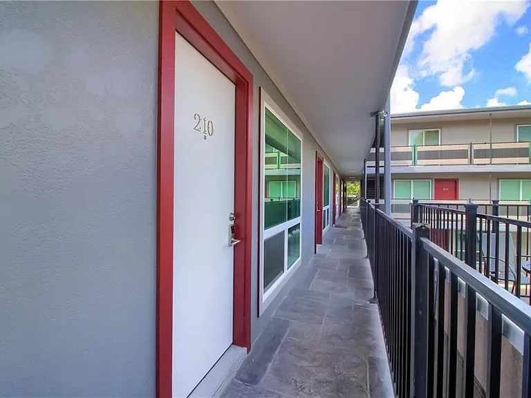 3110 Red River St #210 — Photo 22