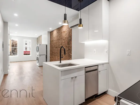 893 4th Avenue image 1 of 17