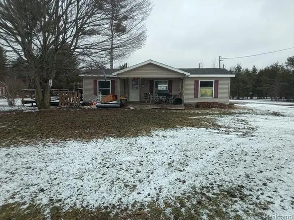 830 Ritchie Rd, Gladwin, MI 48624