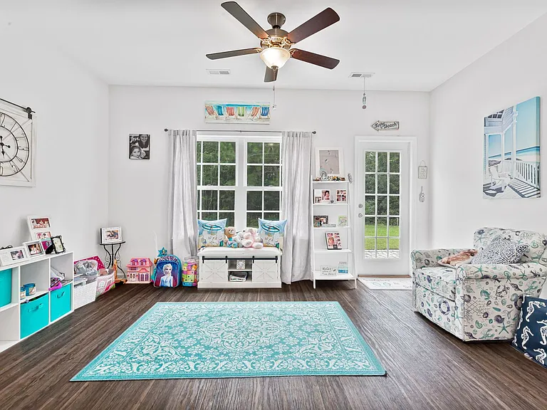 840 Windsor Rose Dr — Photo 10