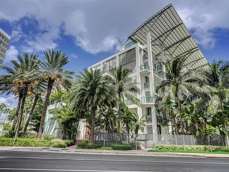 6000 Collins Ave #523 — Photo 50