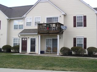 106 Horseshoe Dr, Quakertown, PA 18951