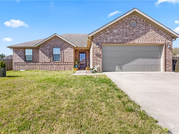 1254 Silver Oak St, Elkins, AR 72727