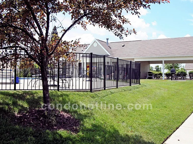 1245 Heatherwood Ln — Photo 5