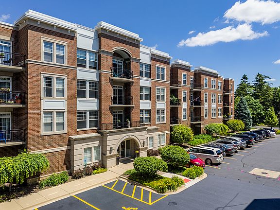 2nd image of 435 W Wood St Unit 311