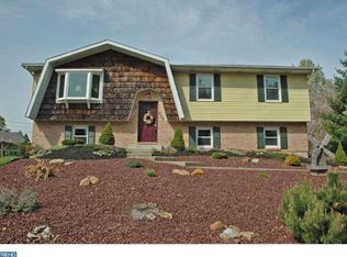 223 S Whiteoak St, Kutztown, PA 19530