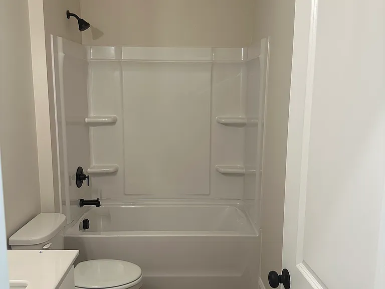 101 Asbury Dr NW #11 — Photo 14