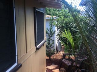 3327 Mooheau Ave, Honolulu, HI 96815
