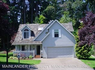 6667 Apollo Rd, West Linn, OR 97068