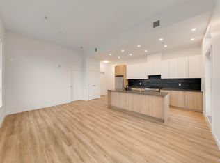 645 Como Lake Ave #602, Coquitlam, BC