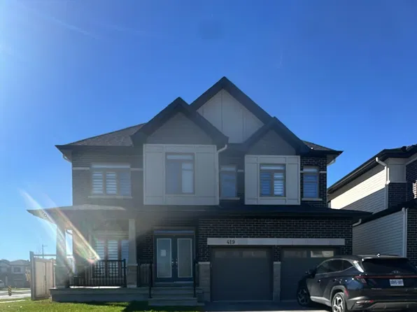 419 Shuttleworth Dr, Ottawa, ON K1T 0V4