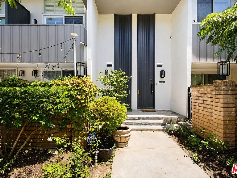 4733 S La Villa Marina #C — Photo 39