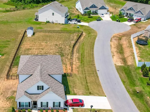 23 Tullamore Ln, Four Oaks, NC 27524