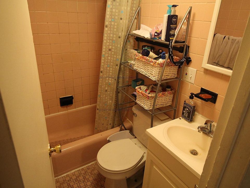 2nd image of 153 Brighton Ave #86