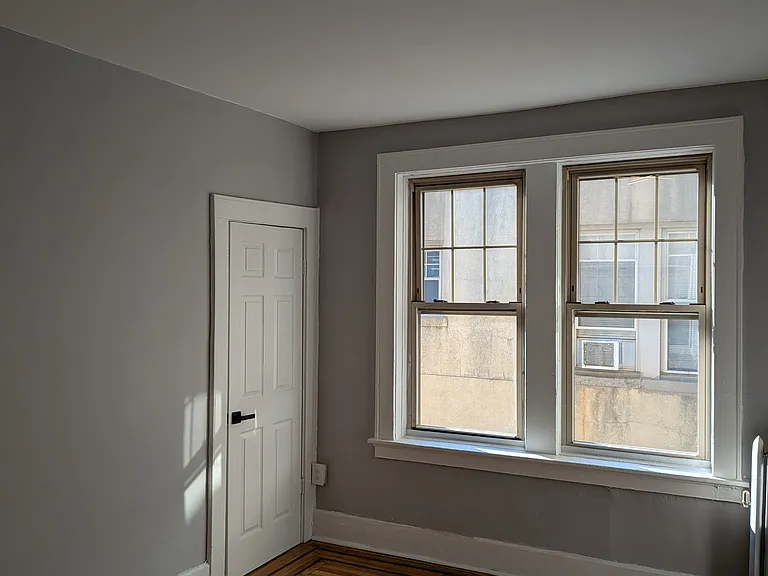 380 Bloomfield Ave #304A — Photo 3