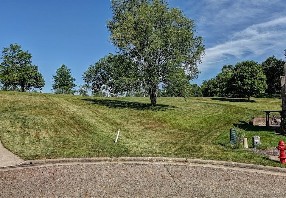 2nd image of Briarwood Dr SE