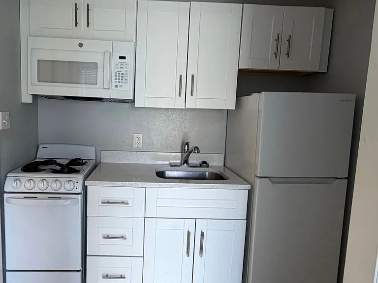 The Flats at Bon Air — Photo 18