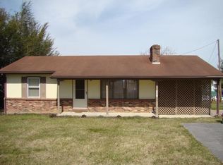 308 S Main St, Rural Retreat, VA 24368