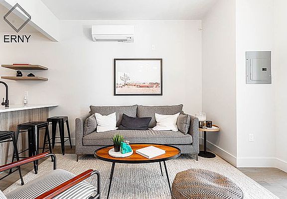 3rd image of 2809 Snyder Ave #4R