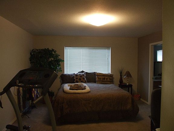 Master Bedroom/ Bathroom & walk in closet