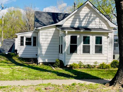 532 Pine St, Rossville, KS, 66533