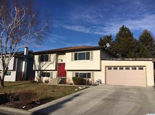 819 E Southview Ave, Colfax, WA 99111