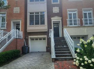 43 Intrepid Pl #TH, Jersey City, NJ 07305