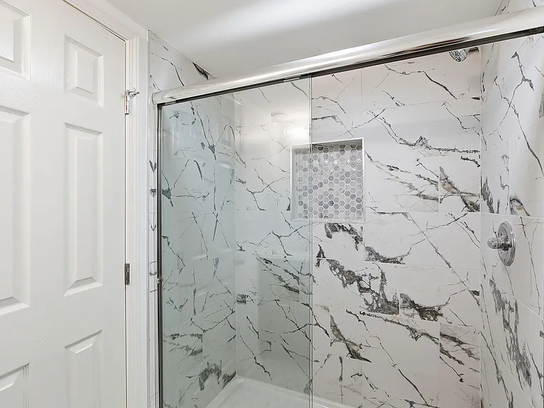 8806 Marty St — Photo 15