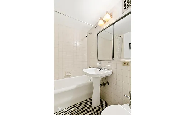 Sold by Douglas Elliman | media 6