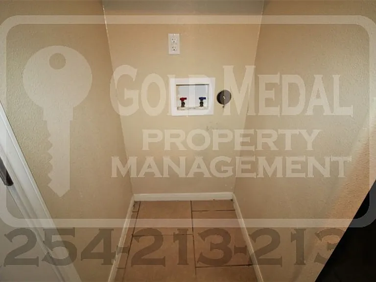 4505 Cambridge Dr — Photo 13