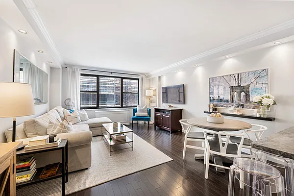 Sold by Compass | media 2