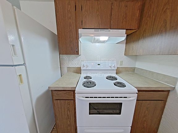 5th image of 2521 SW Pickford St APT D